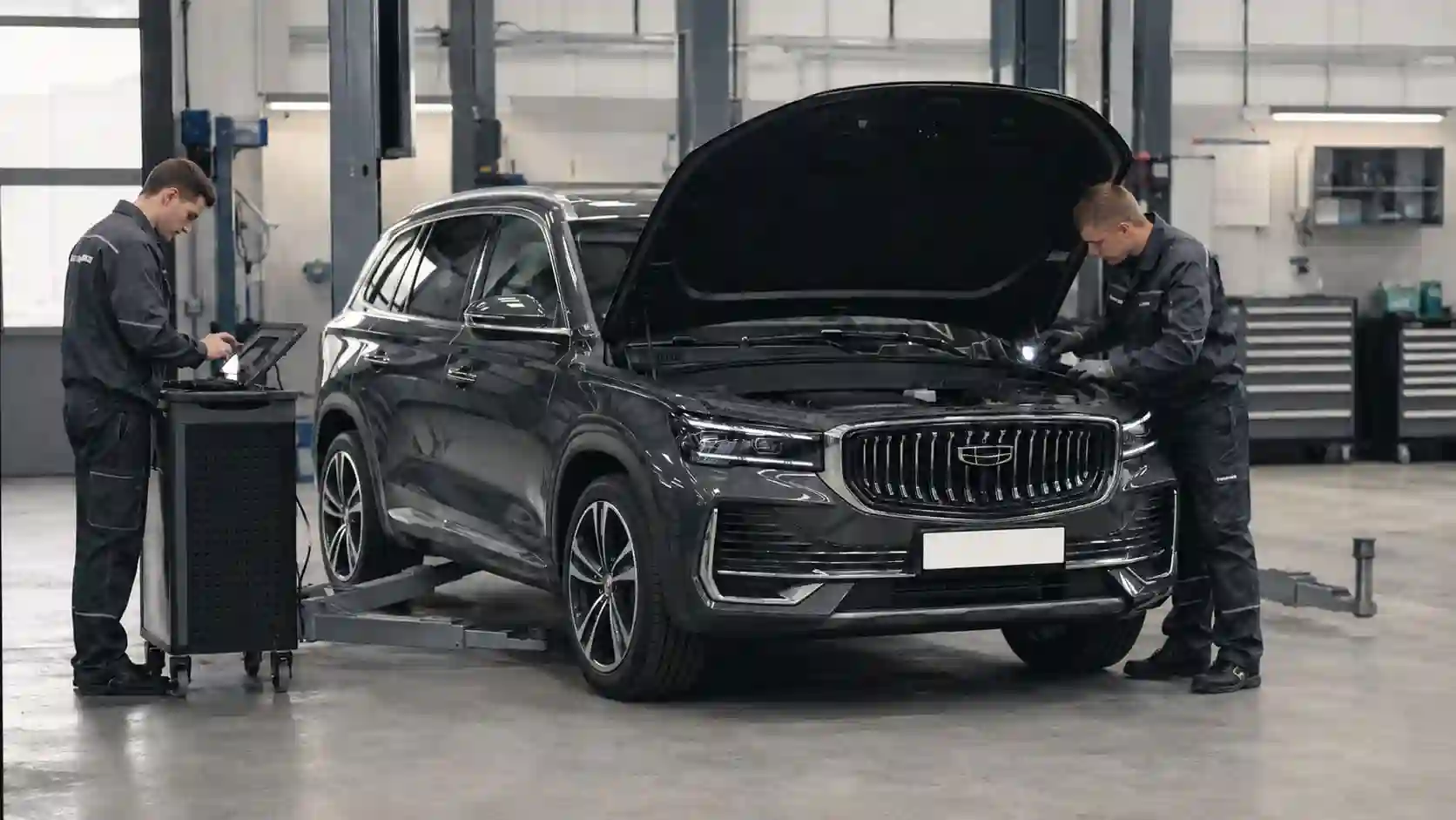 Диагностика подержанного Geely Monjaro перед покупкой